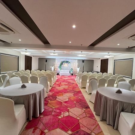 Raga - A Boutique Hotel 벨가움 외부 사진